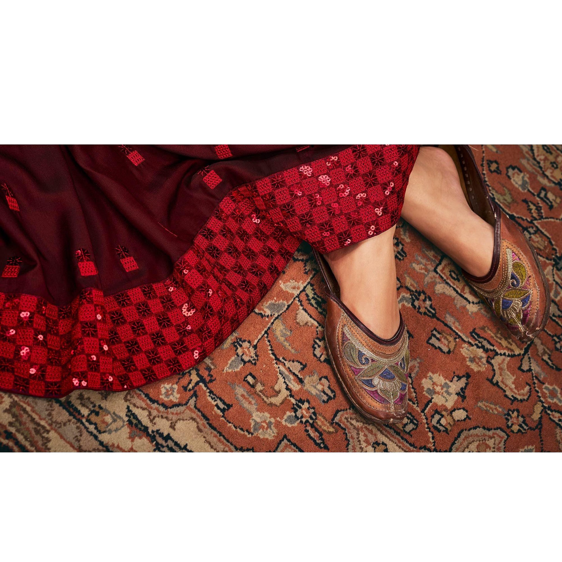 grey-maroon-festive-wear-woven-silk-half-half-saree-120865