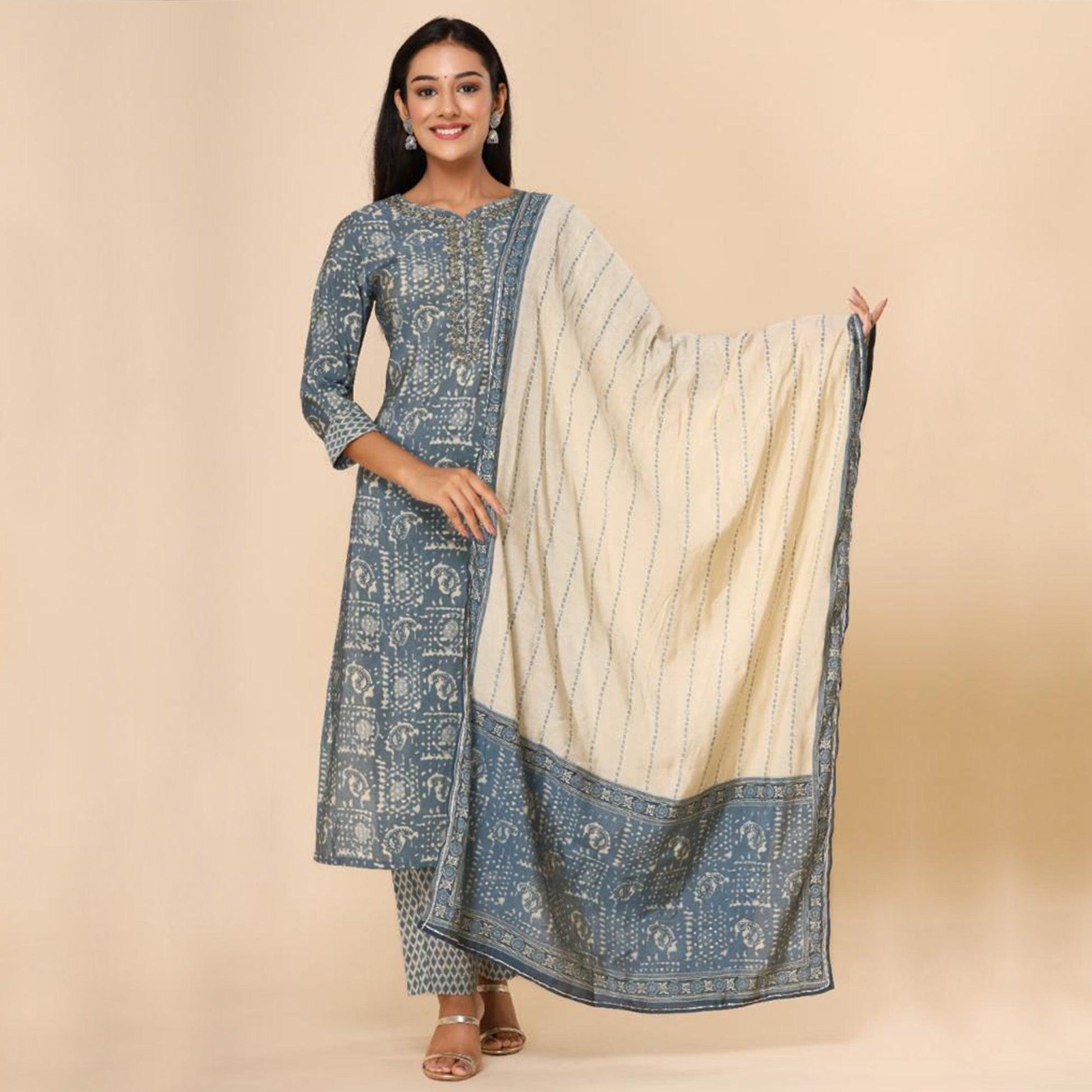 Grey Printed Cotton Silk Kurti Pant Set With Dupatta