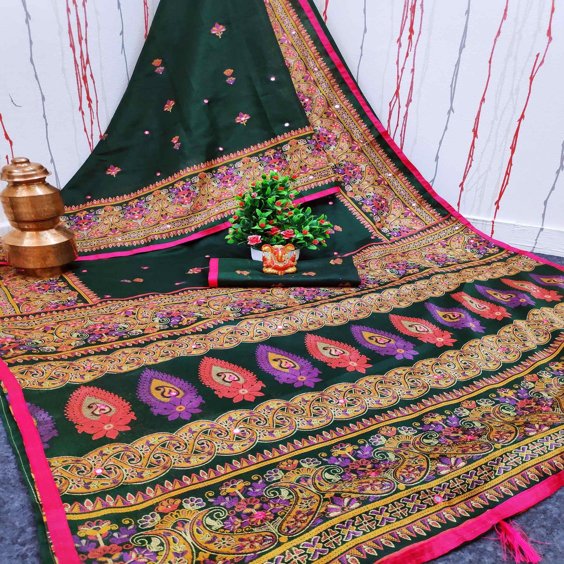 Groovy Dark Green Colored Festive Wear Woven Linen Silk Saree