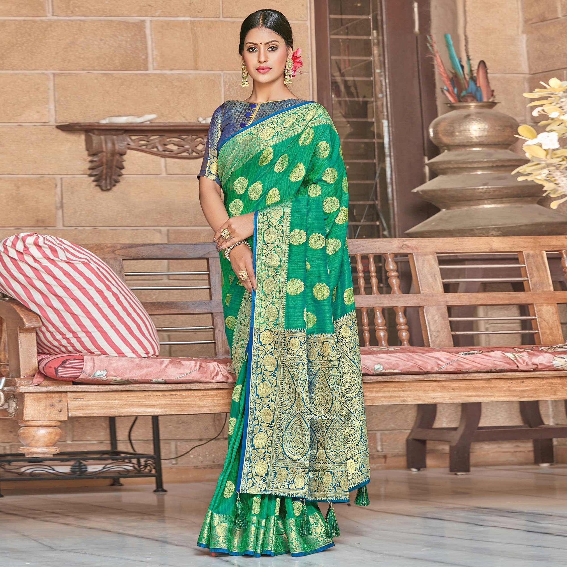 Groovy Green Colored Festive Wear Woven Silk Saree