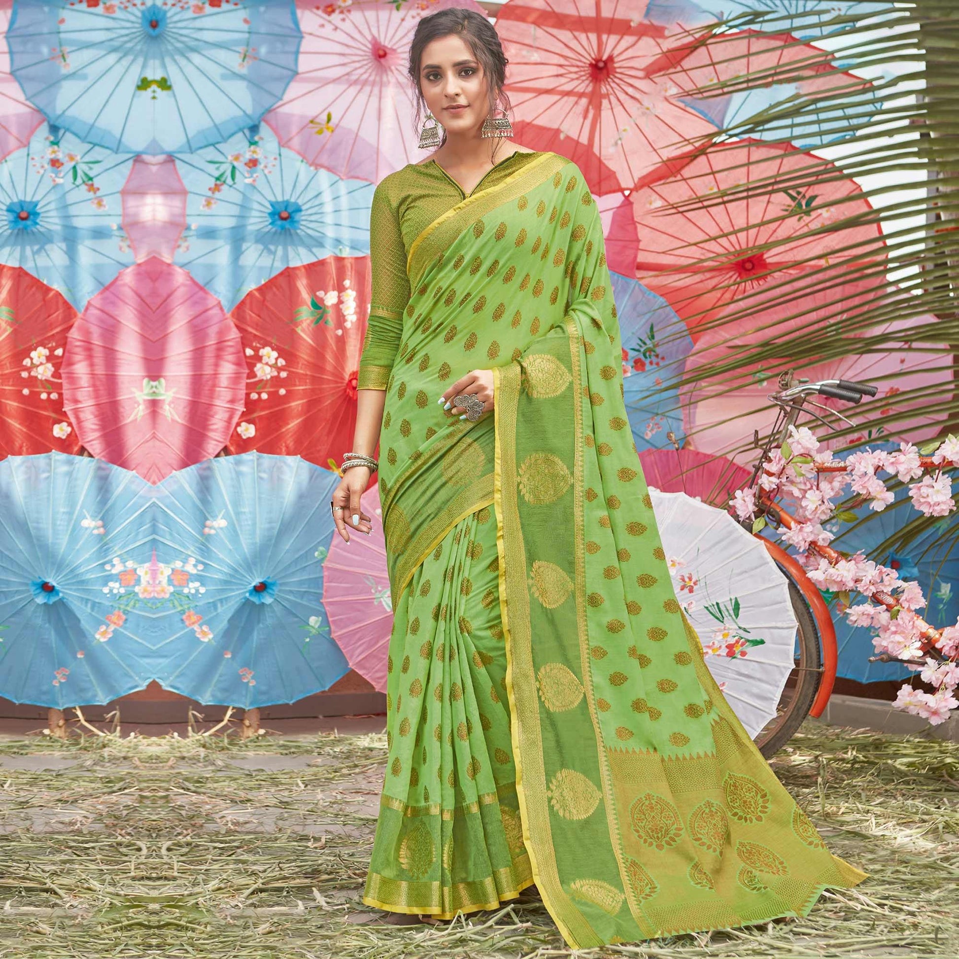 Groovy Green Coloured Festive Wear Woven Cotton Handloom Saree