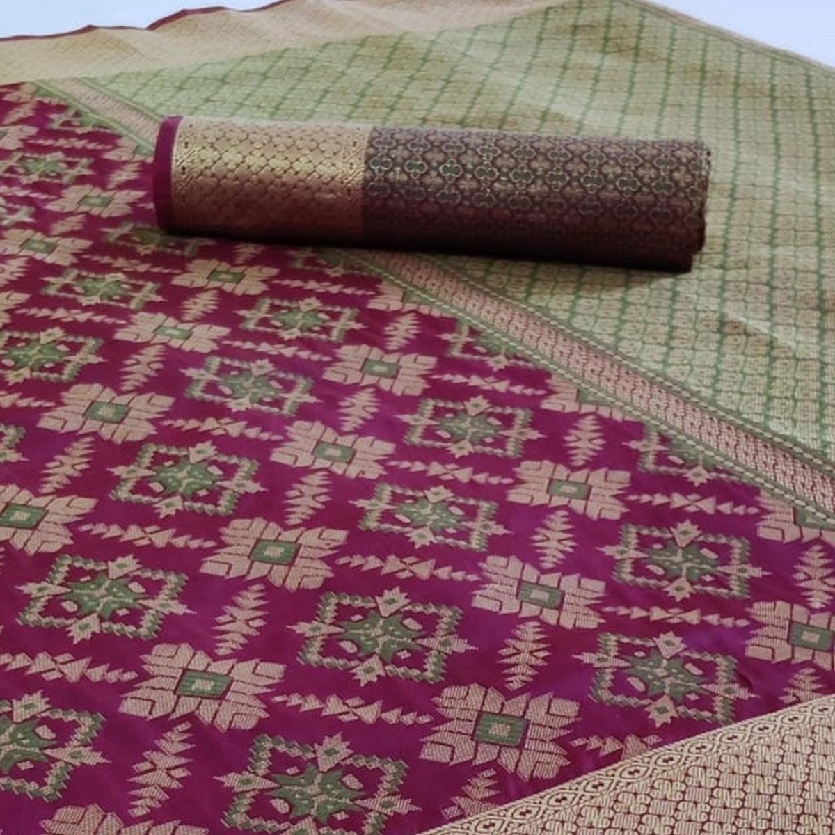 Groovy Purple Colored Festive Wear Woven Silk Saree