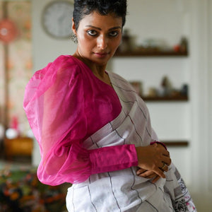 Gulabi Saaya