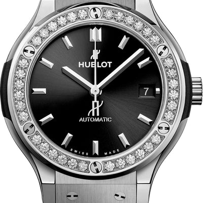 Hublot Classic Fusion Titanium Diamonds Black Dial Men 38mm