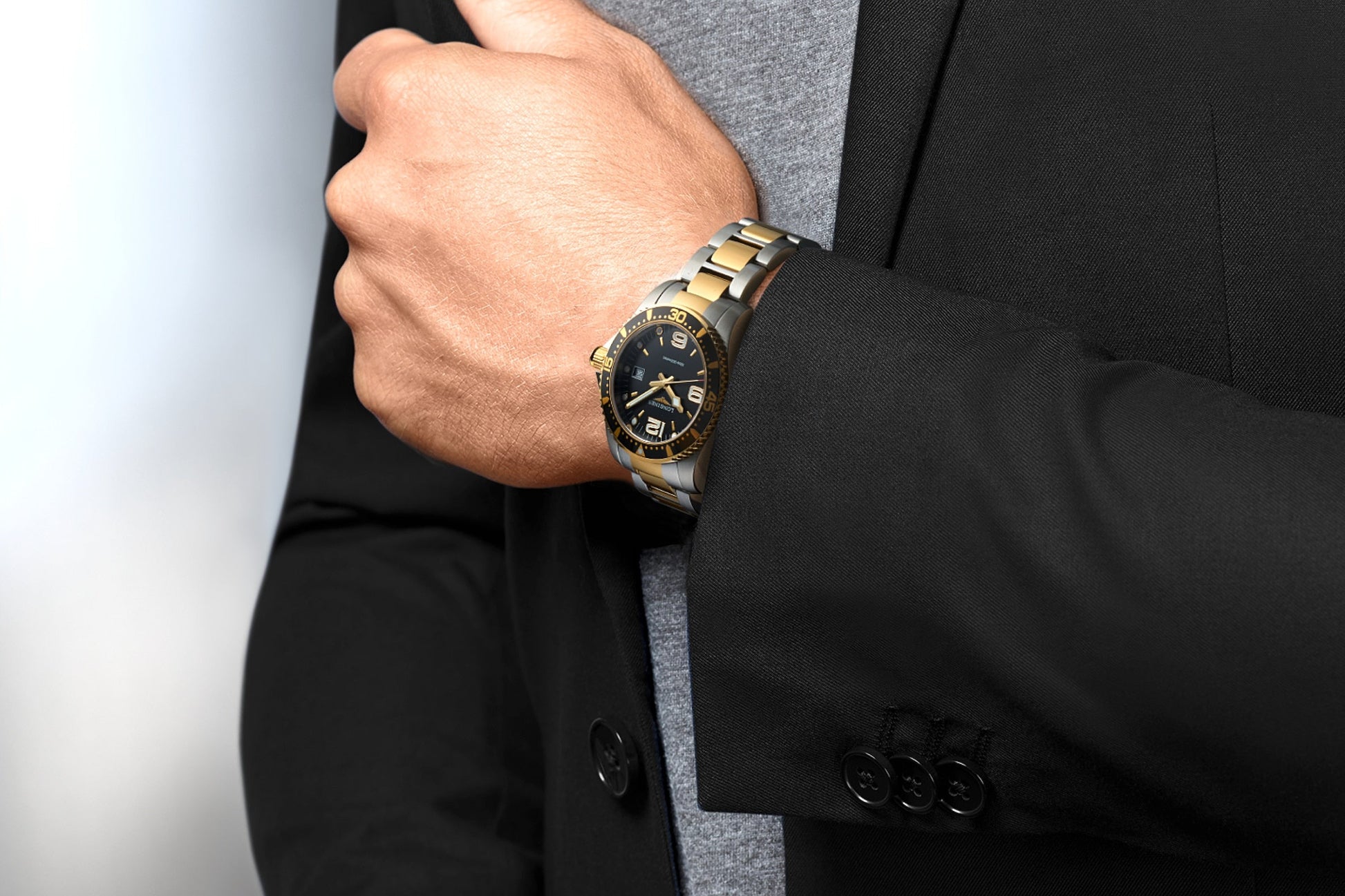 Longines Hydro Conquest Black Dial Men 41mm