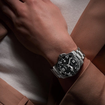 Longines Hydroconquest Sunray Black dial Men 43 mm
