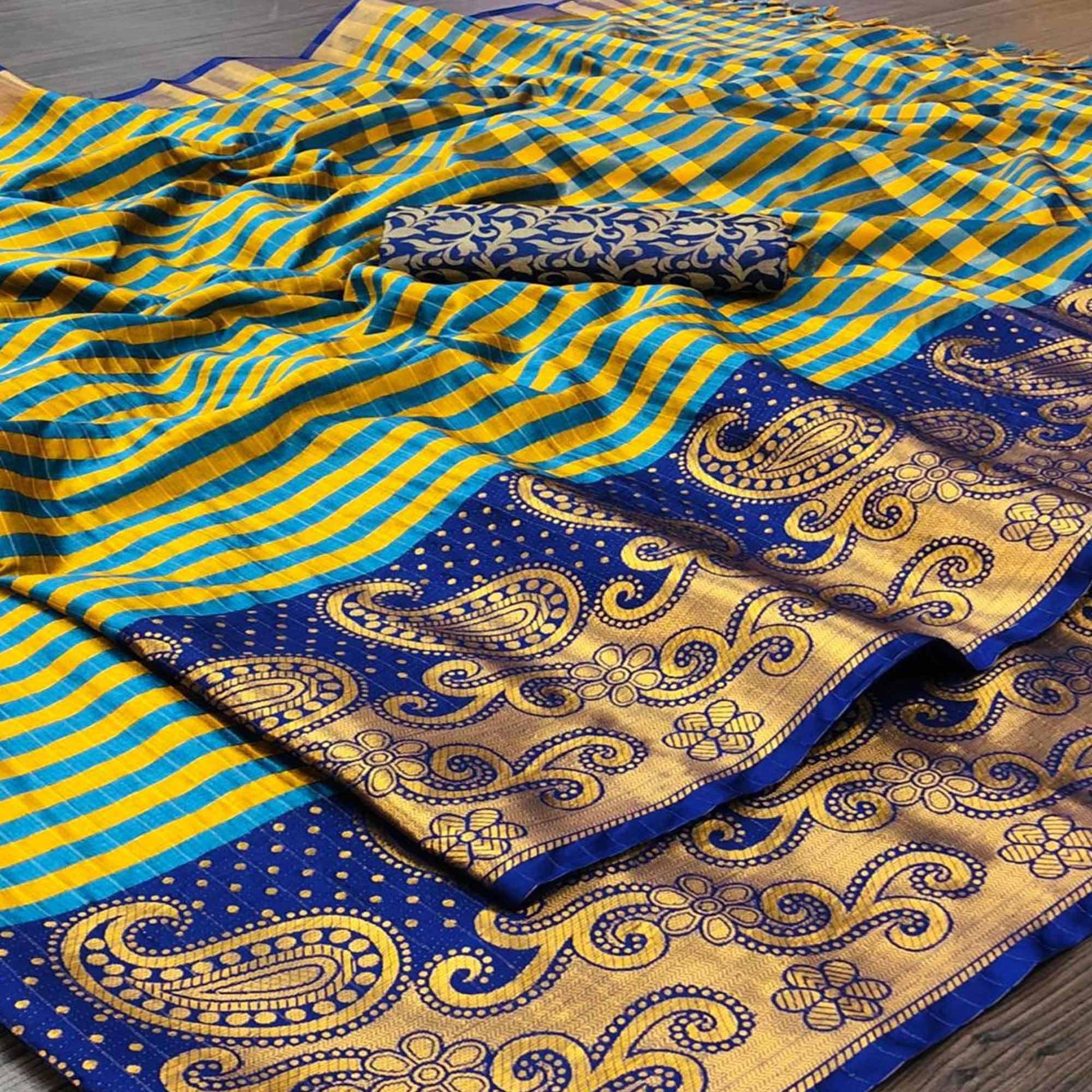 Hypnotic Ferozi Colored Festive Wear Woven Cotton Silk Saree