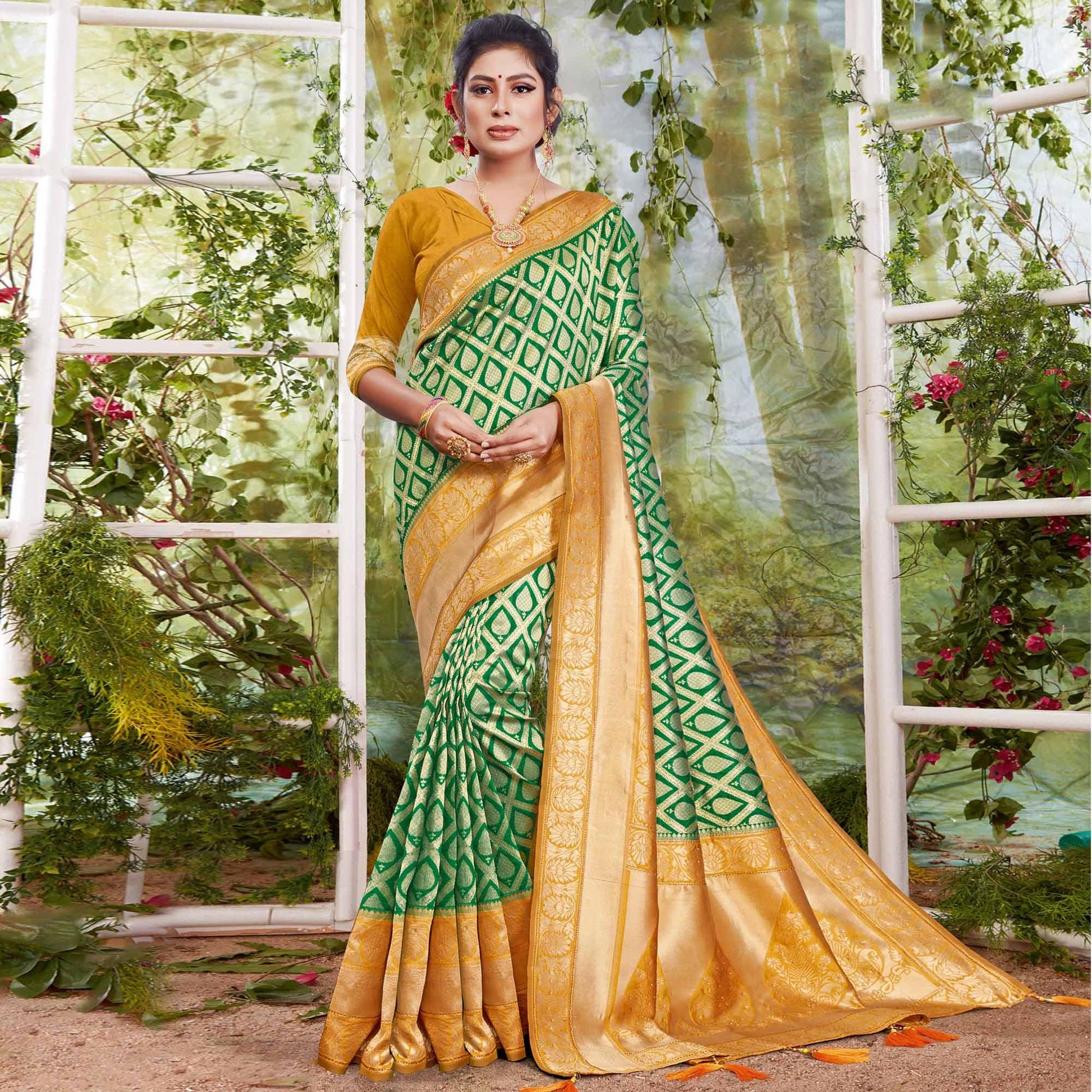 Hypnotic Green Coloured Festive Wear Woven Silk Saree