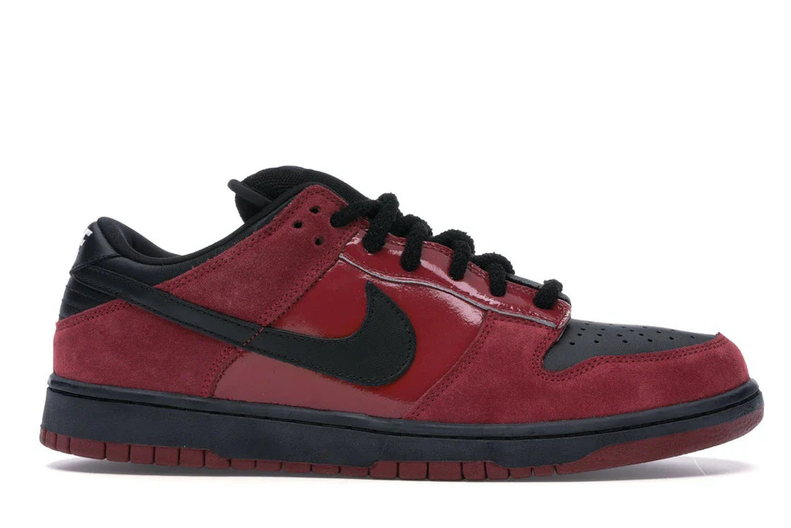 Nike	SB Dunk Low 'Milli Vanilli'