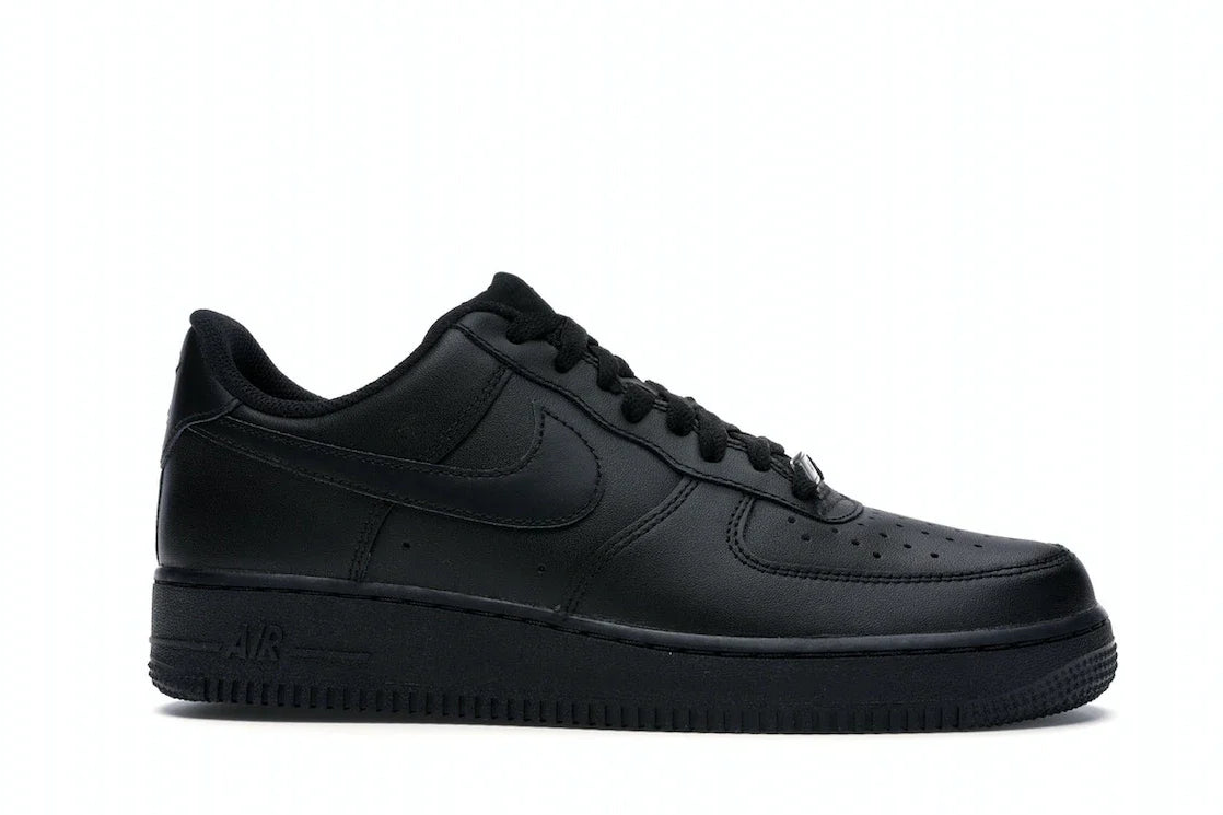 Nike Air Force 1 Low 07 'Triple Black'