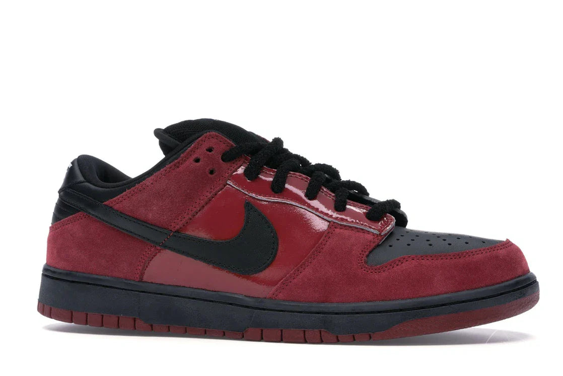 Nike	SB Dunk Low 'Milli Vanilli'