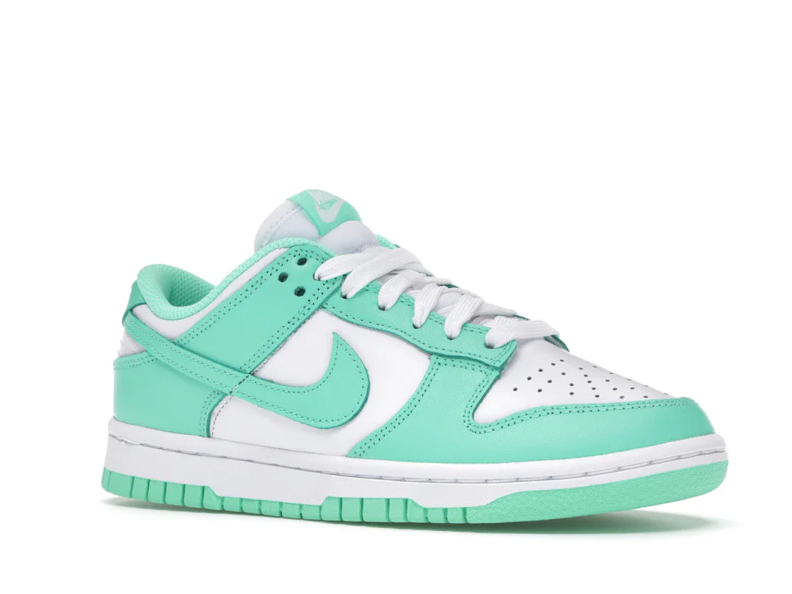 Nike	Dunk Low 'Green Glow'