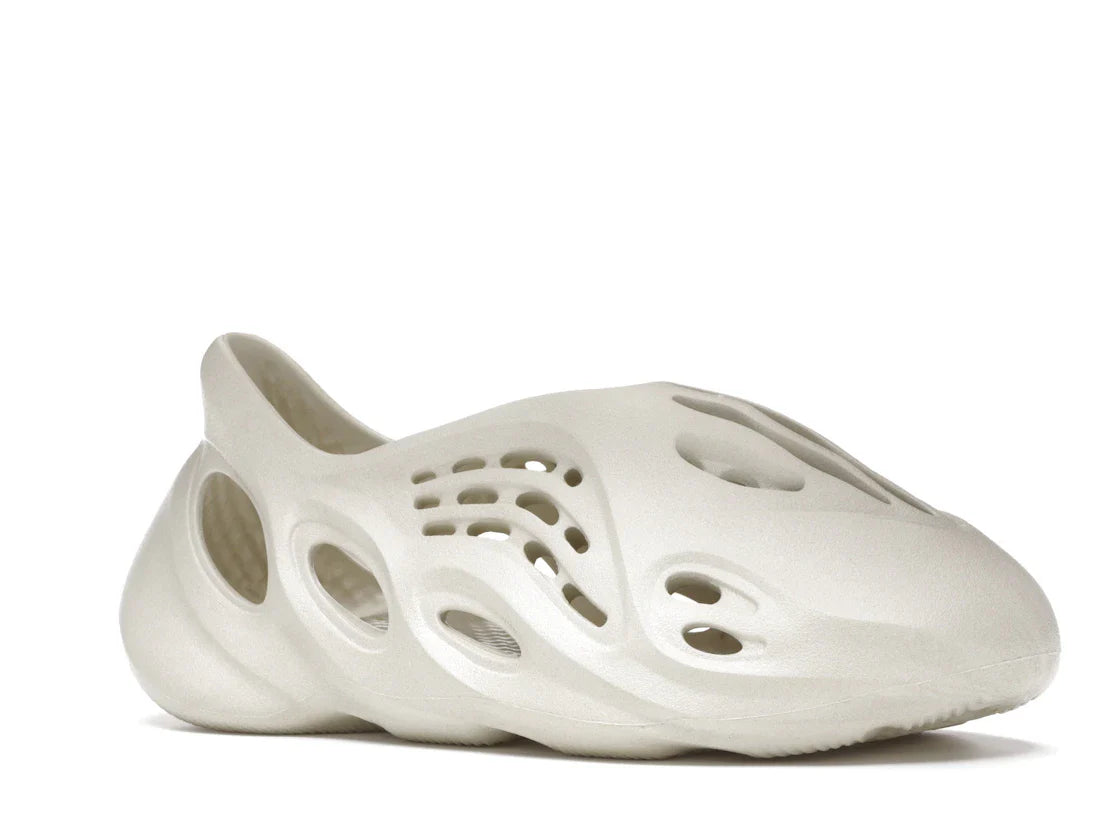 Adidas Foam RNNR 'Sand'