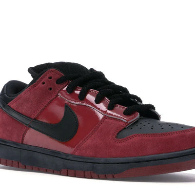 Nike	SB Dunk Low 'Milli Vanilli'