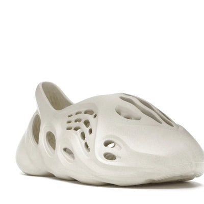 Adidas Foam RNNR 'Sand'