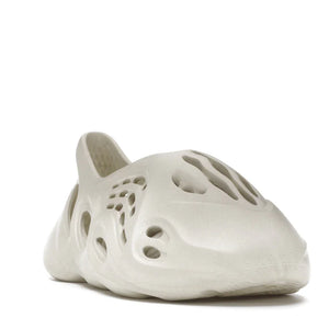 Adidas Foam RNNR 'Sand'