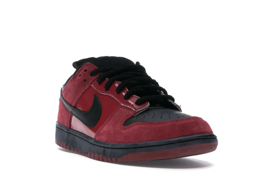 Nike	SB Dunk Low 'Milli Vanilli'