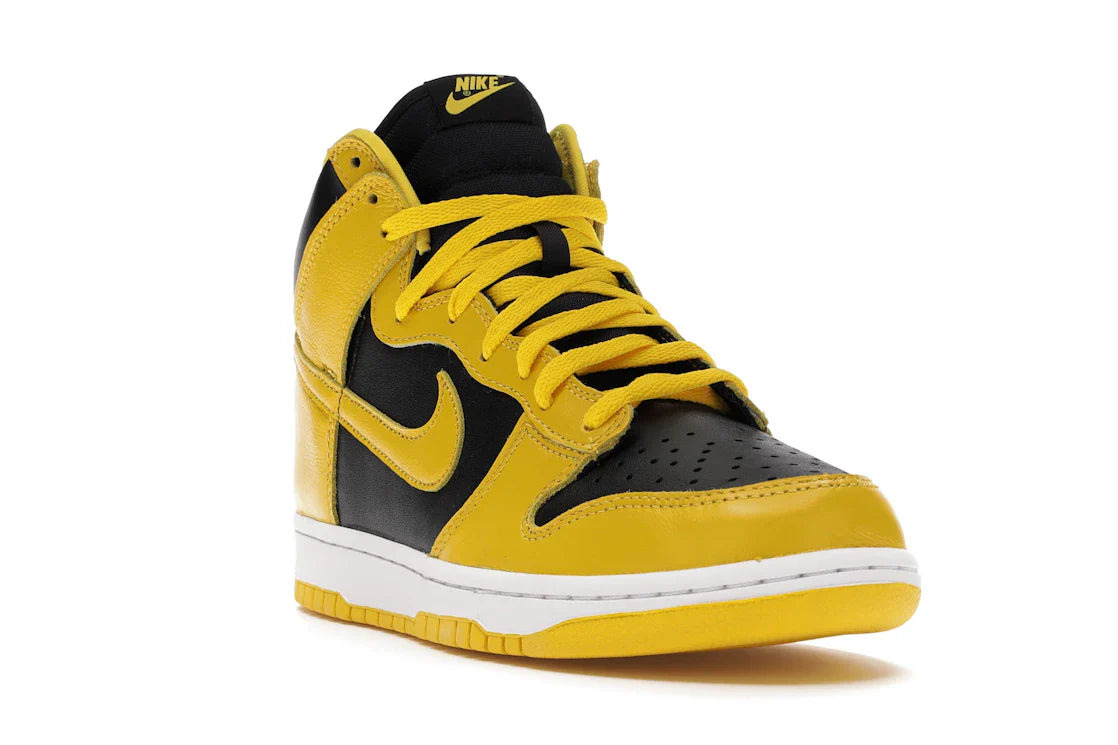 Nike	Dunk High 'Iowa/Varsity Maize'