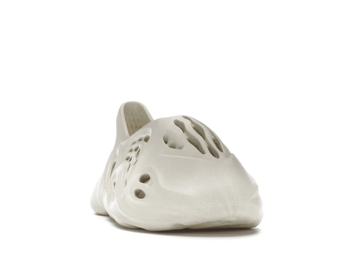 Adidas Foam RNNR 'Sand'