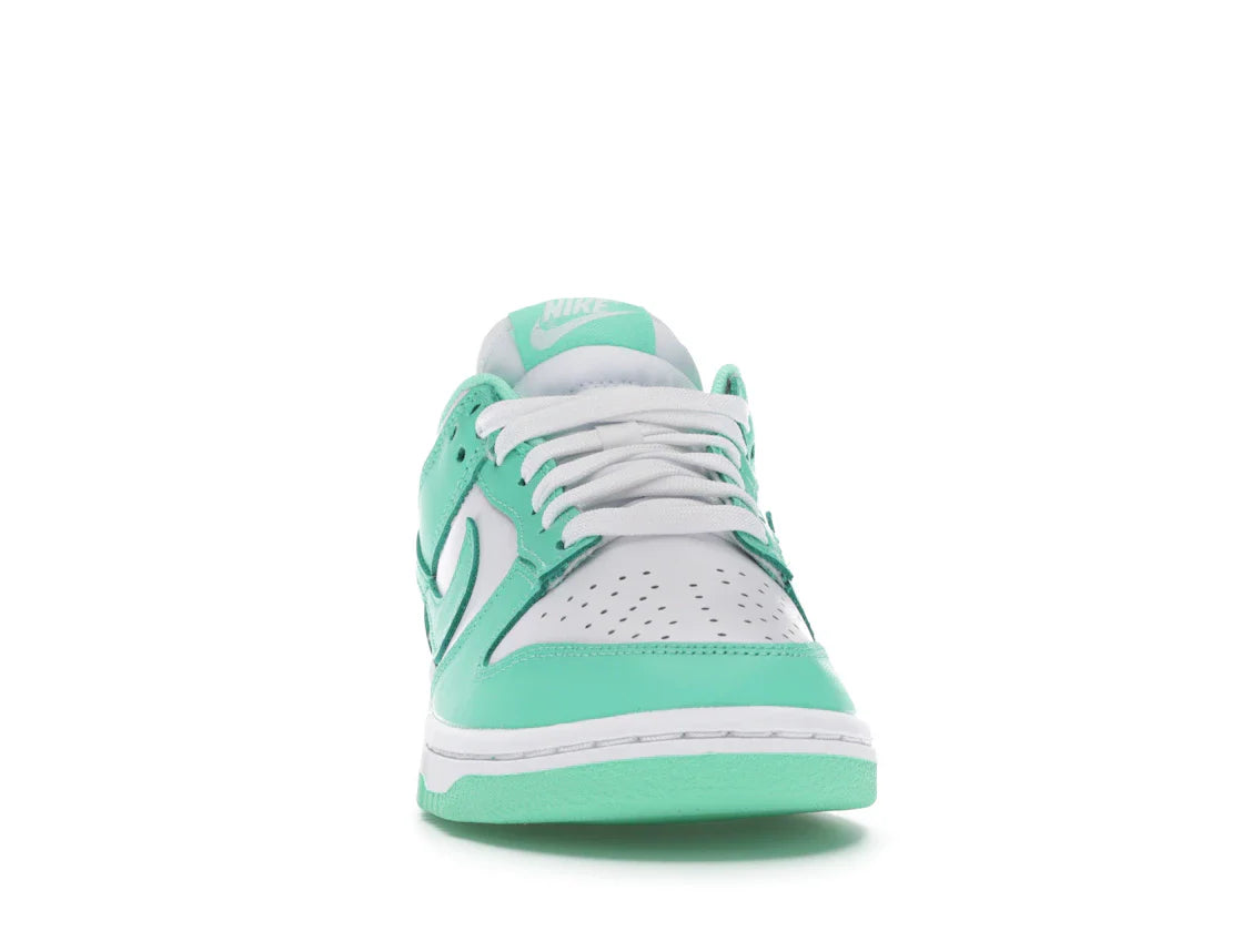 Nike	Dunk Low 'Green Glow'