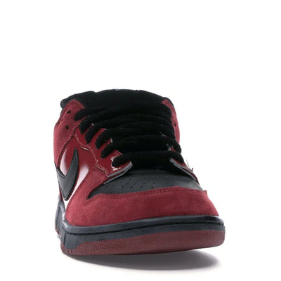Nike	SB Dunk Low 'Milli Vanilli'