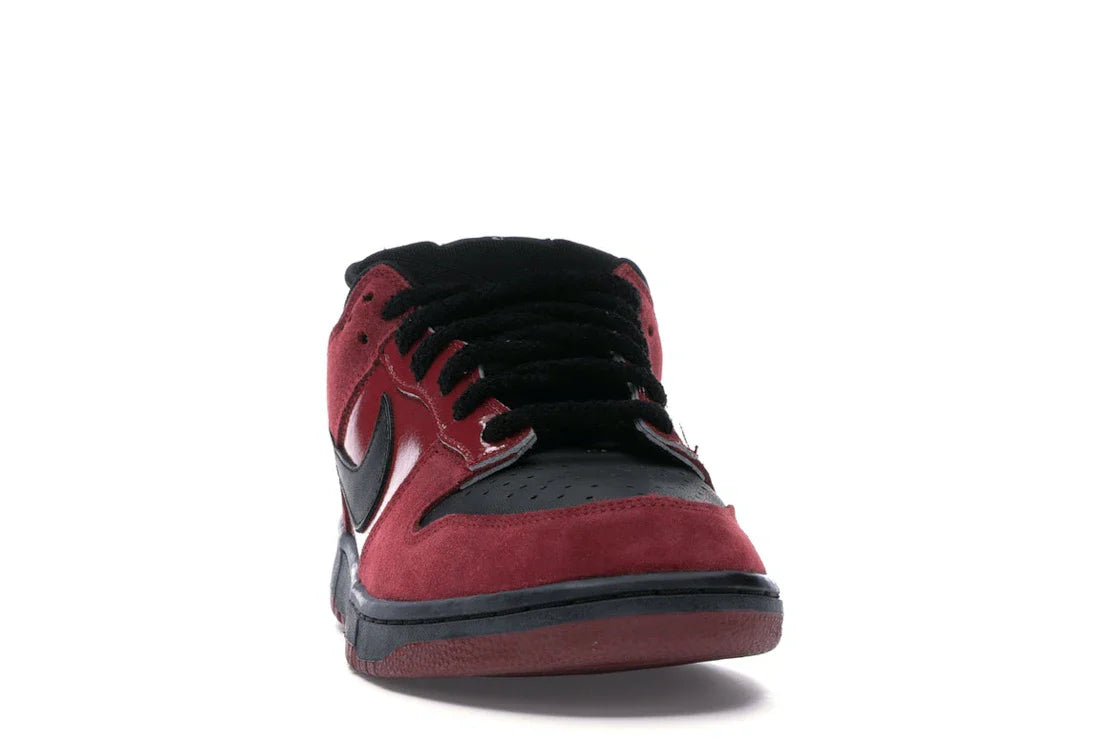 Nike	SB Dunk Low 'Milli Vanilli'