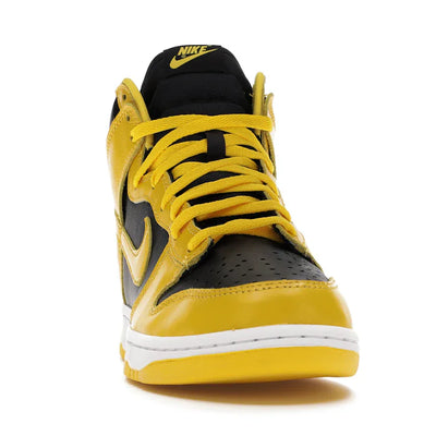 Nike	Dunk High 'Iowa/Varsity Maize'