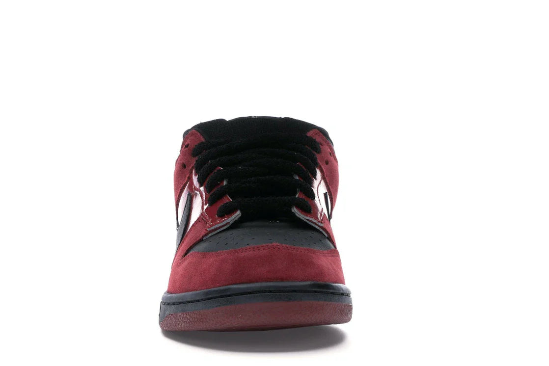 Nike	SB Dunk Low 'Milli Vanilli'