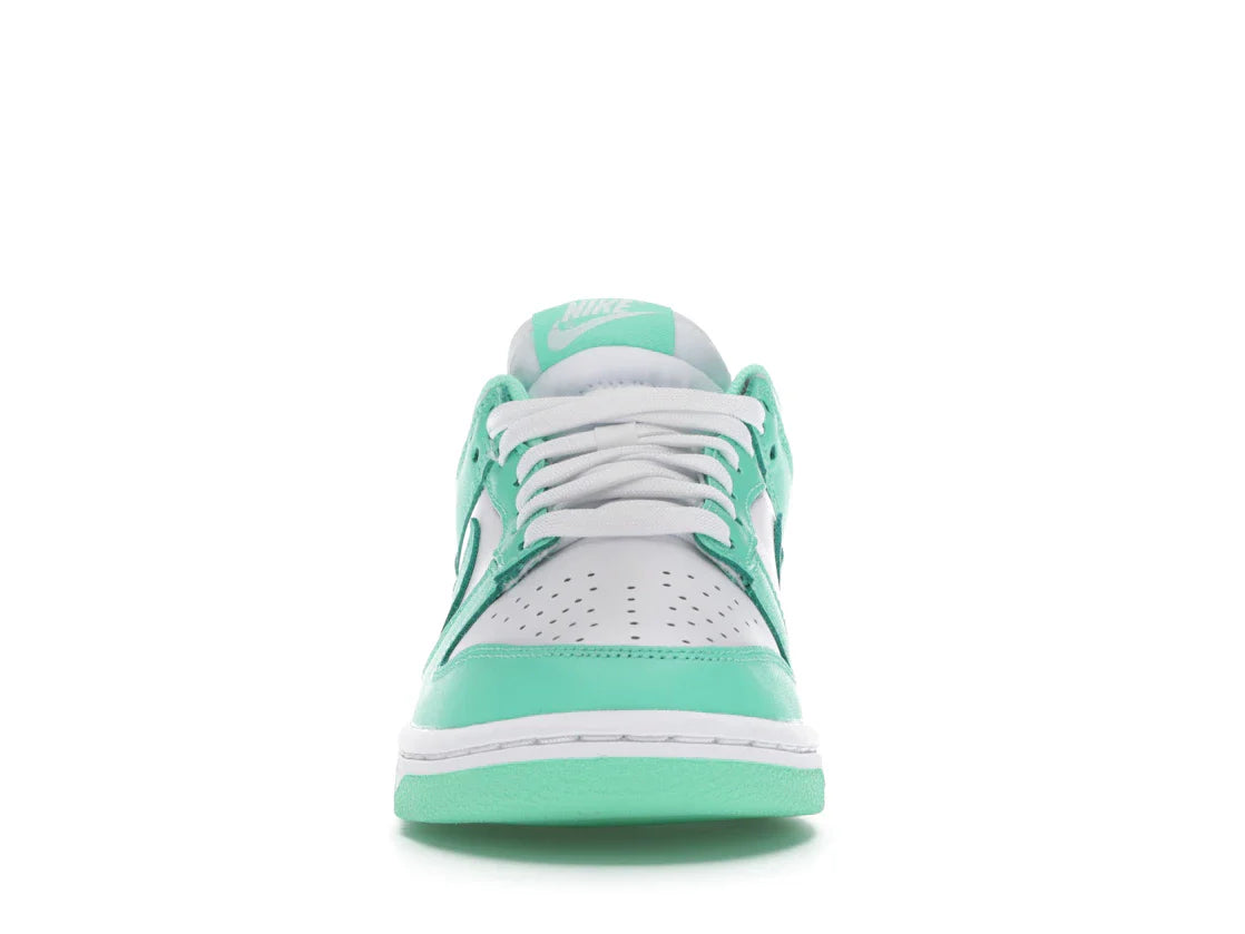 Nike	Dunk Low 'Green Glow'