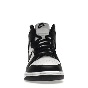 Nike	Dunk High 'Panda'