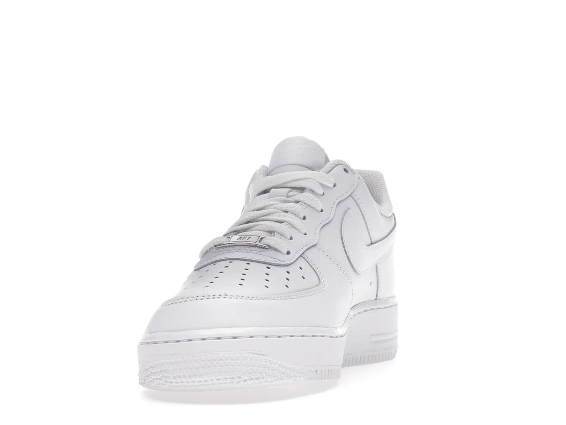 Nike Air Force 1 Low 07 'Triple White'