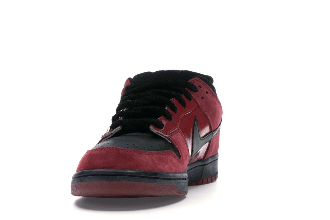 Nike	SB Dunk Low 'Milli Vanilli'