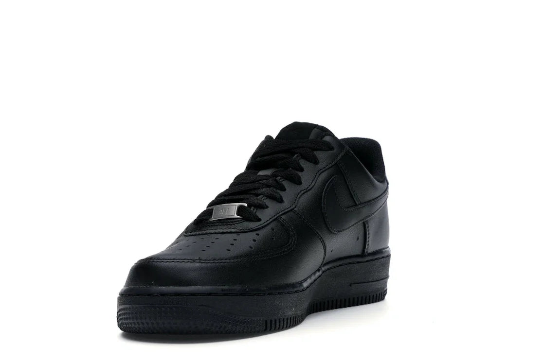 Nike Air Force 1 Low 07 'Triple Black'