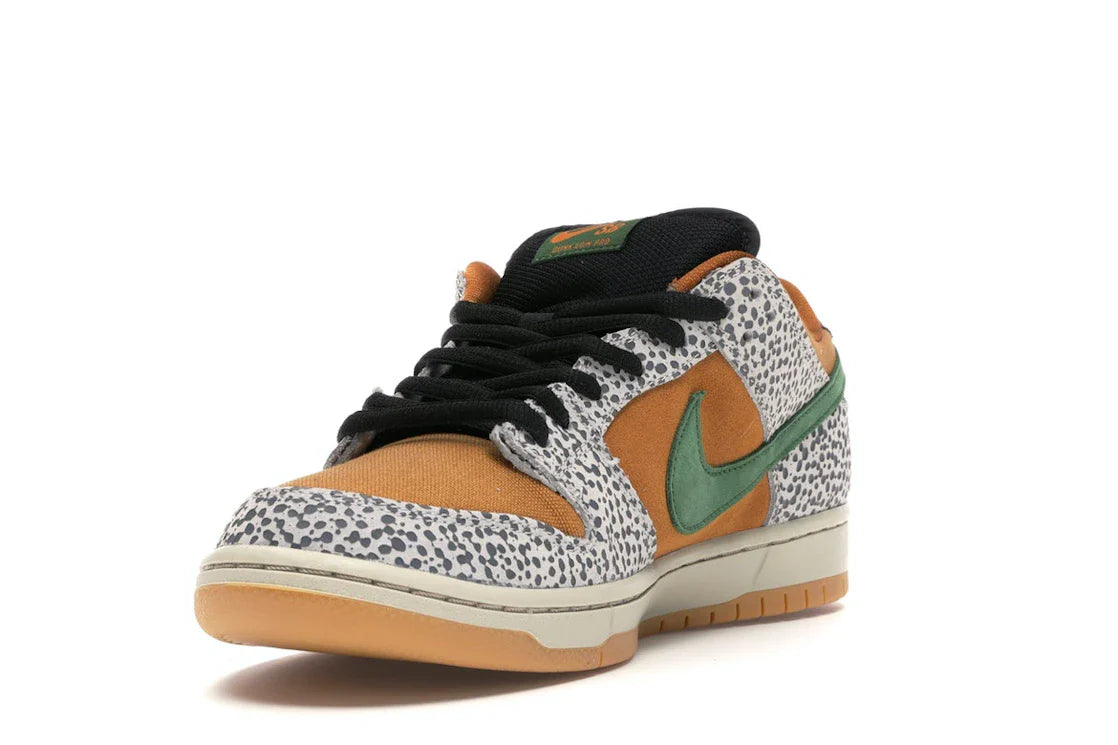 Nike	SB Dunk Low 'Safari'