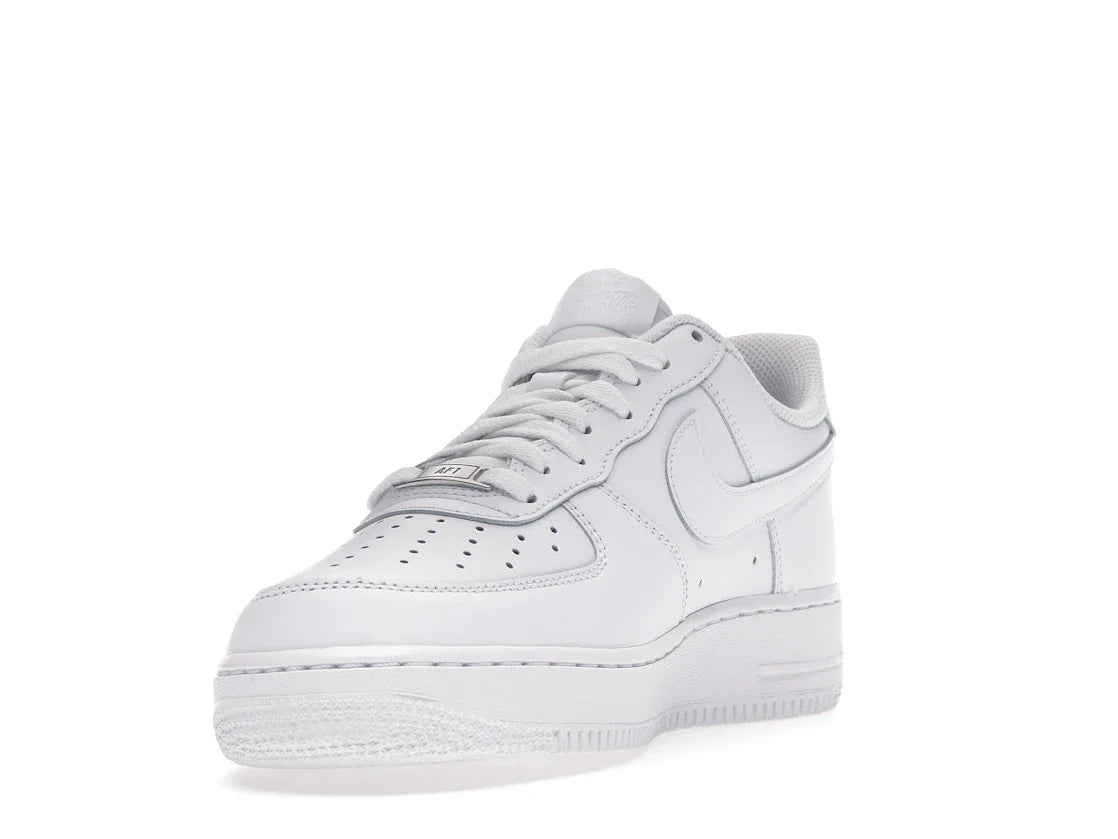Nike Air Force 1 Low 07 'Triple White'