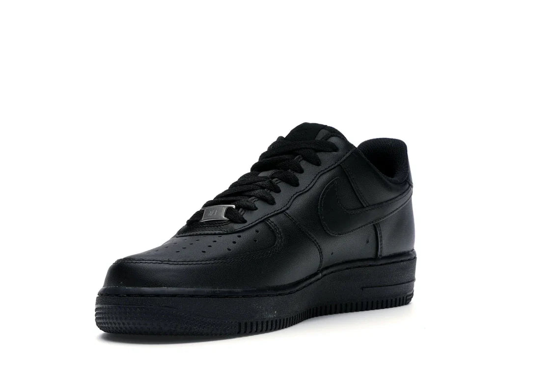 Nike Air Force 1 Low 07 'Triple Black'