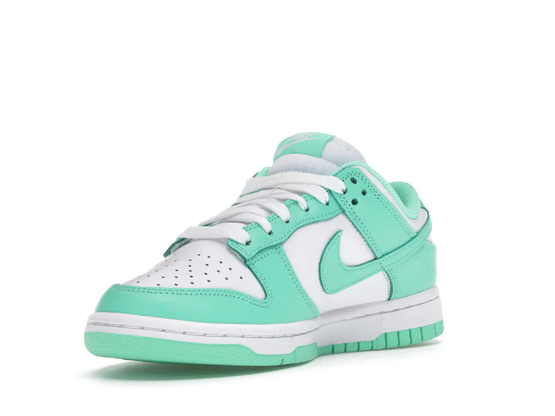 Nike	Dunk Low 'Green Glow'