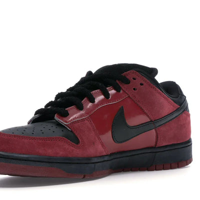 Nike	SB Dunk Low 'Milli Vanilli'