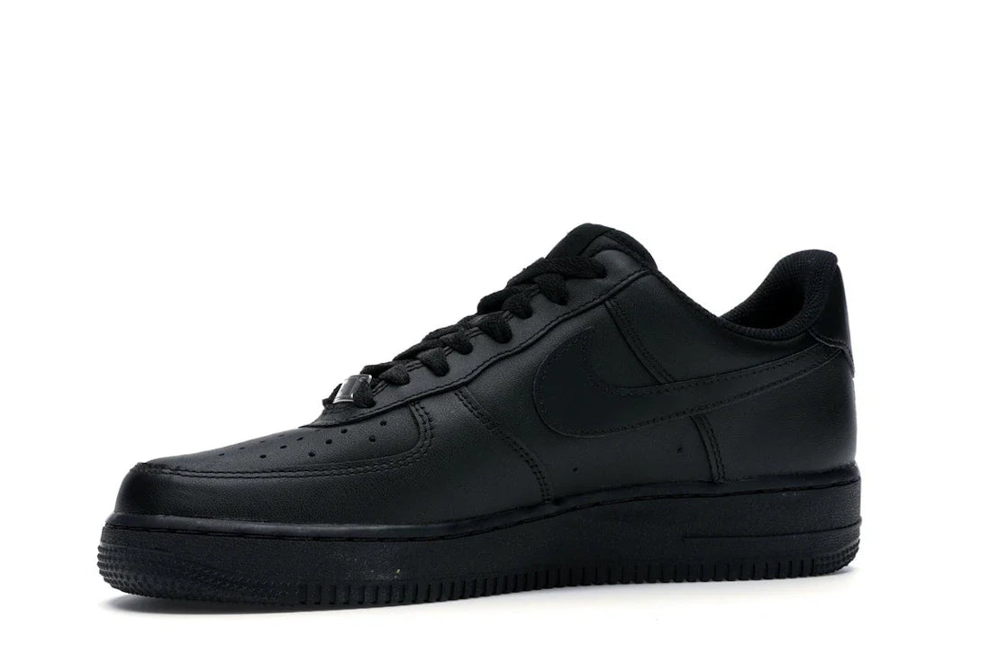 Nike Air Force 1 Low 07 'Triple Black'