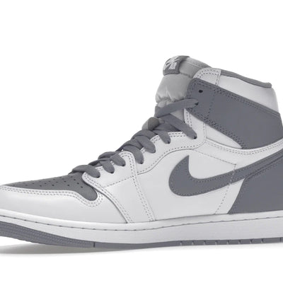 Nike Air Jordan 1 High 'Stealth'