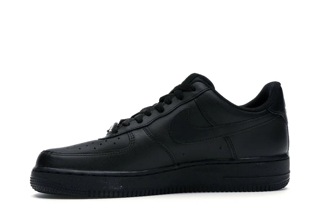 Nike Air Force 1 Low 07 'Triple Black'