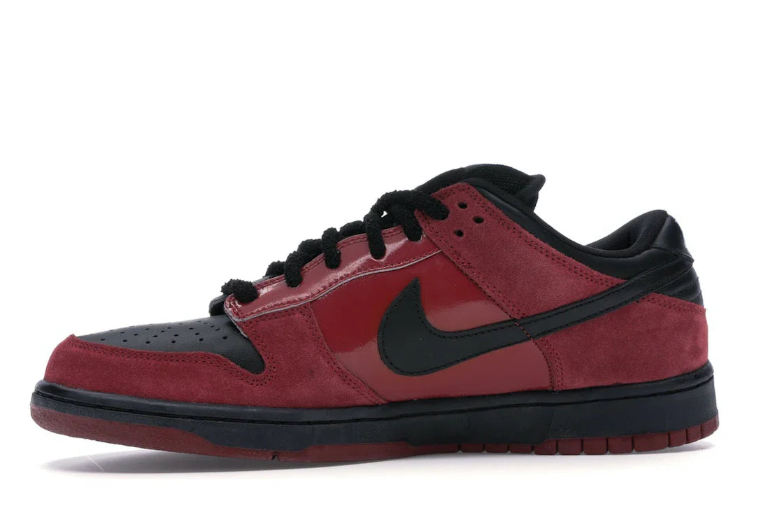 Nike	SB Dunk Low 'Milli Vanilli'
