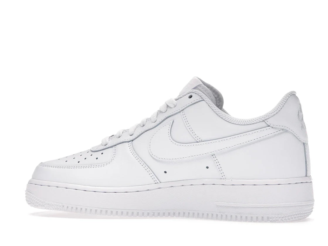 Nike Air Force 1 Low 07 'Triple White'