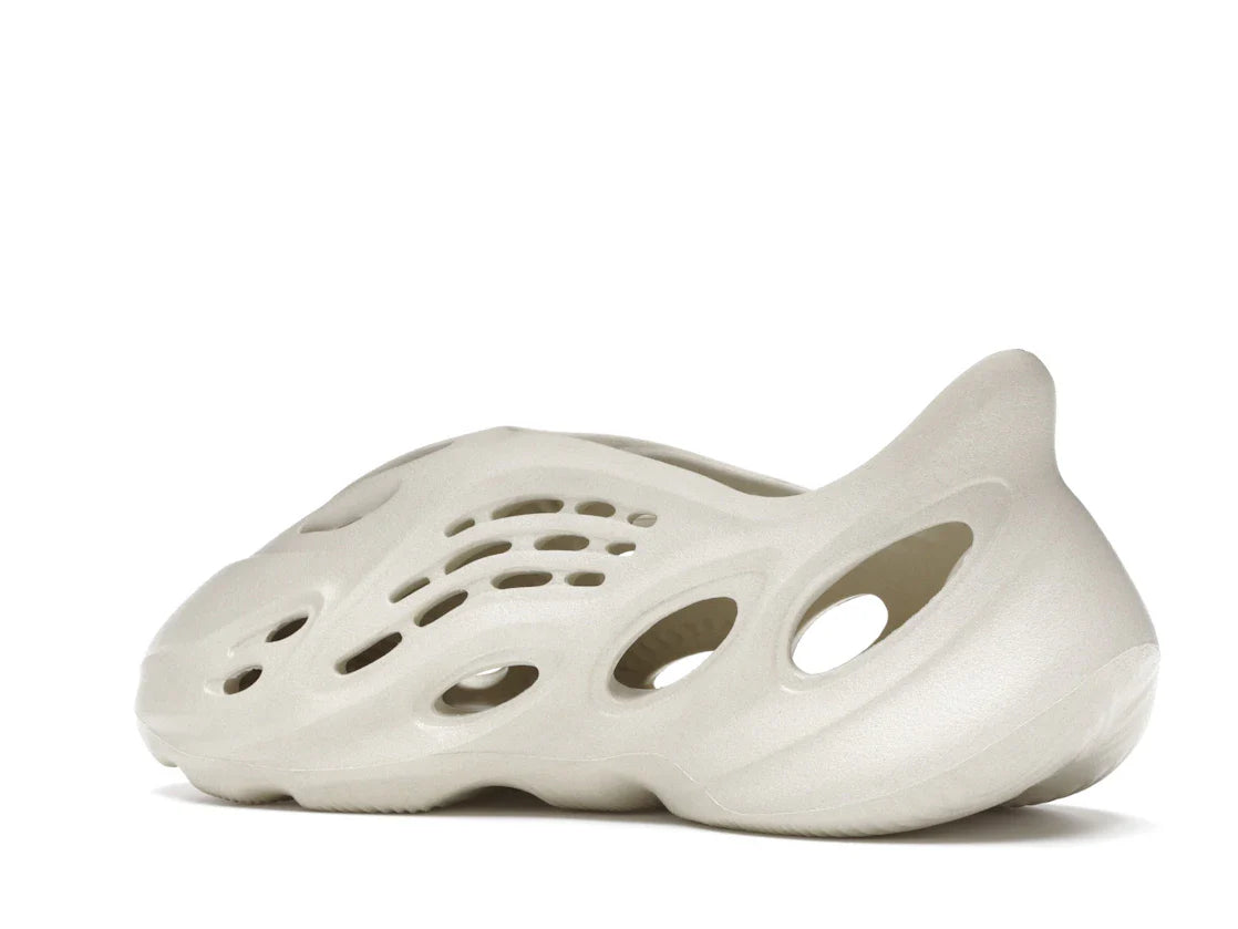 Adidas Foam RNNR 'Sand'