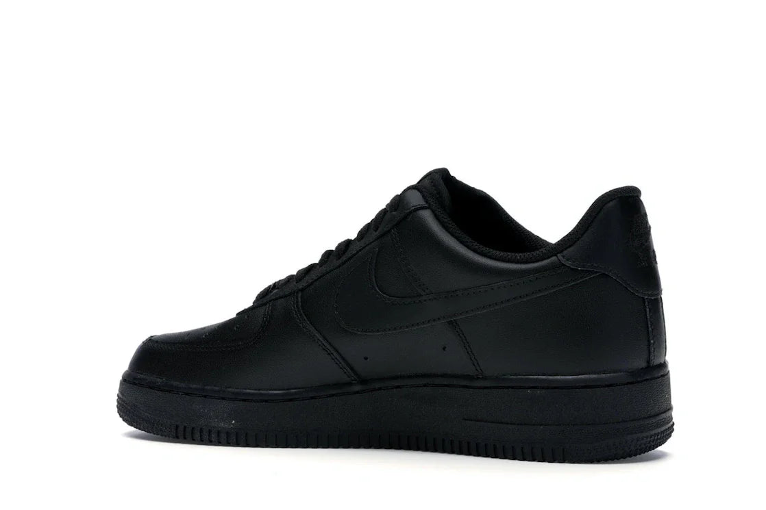 Nike Air Force 1 Low 07 'Triple Black'