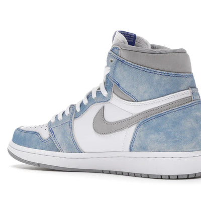 Nike Air Jordan 1 High 'Hyper Royal'
