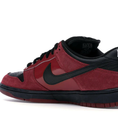 Nike	SB Dunk Low 'Milli Vanilli'