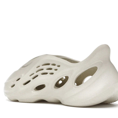 Adidas Foam RNNR 'Sand'