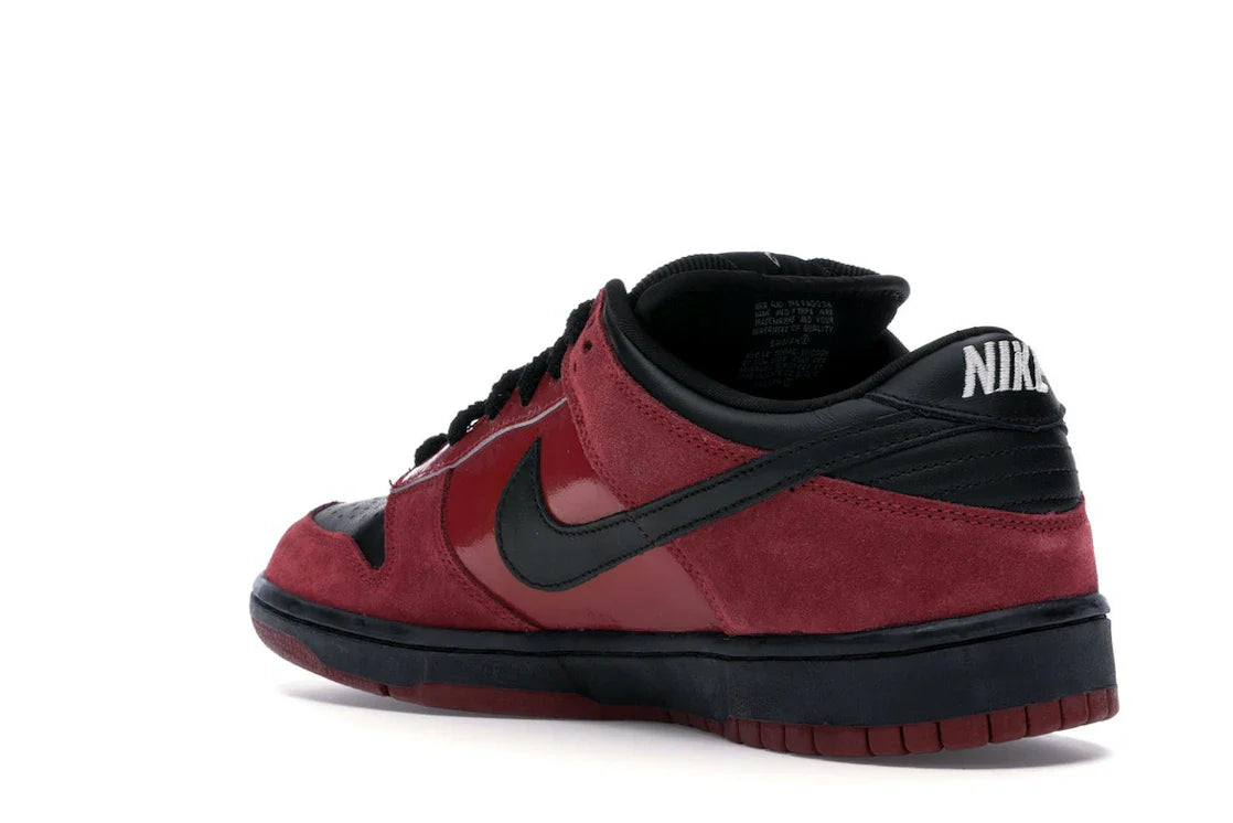 Nike	SB Dunk Low 'Milli Vanilli'