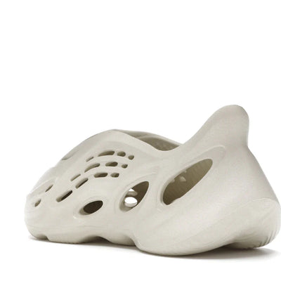 Adidas Foam RNNR 'Sand'